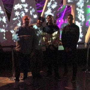 Meet your Posher, Jebril